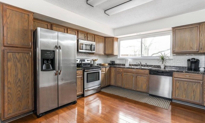 Zionsville House | Family-friendly Luxury Oasis in Zionsville