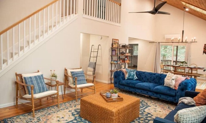 Highmount House | Family Friendly Mountain Retreat: Grill, Cabana, Hot Tub, Play set, Fire pitn