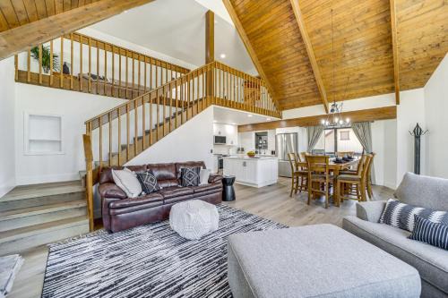 Munds Park House | Family Friendly Modern Cabin in Munds Park!