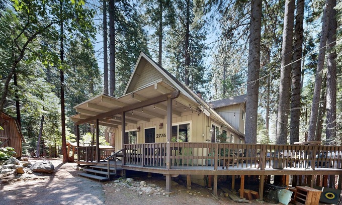 Arnold House | Family-friendly mountain home near private lake and slopes