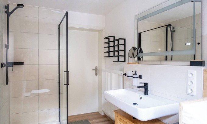 Weilerswist Apartment | Family-friendly, new & modern vacation apartment near Phantasialand & Cologne