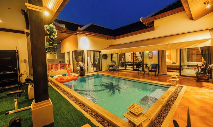 Central Pattaya Villa | Family friendly Private villa with Private Pool near Jomtien Beach, Pattaya.