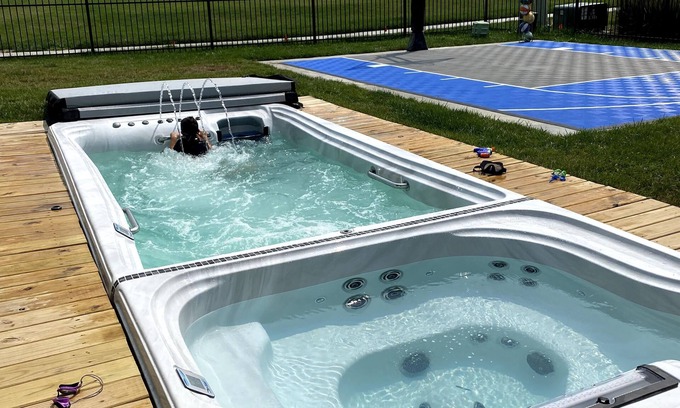 Gretna House | FAMILY FRIENDLY/POOL/BASKETBALL COURT/IN-GROUND TRAMPOLINE