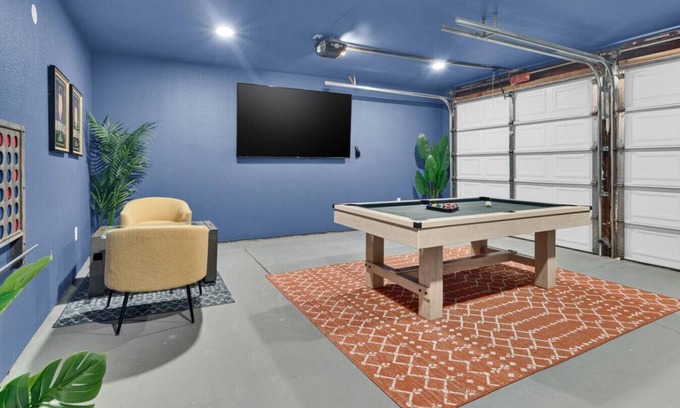 Atascadero Apartment | Family Friendly Pool Hot Tub 5 BDRM Bonus RM