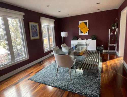 Richmond Hill House | Family-Friendly Retreat for 14 in Richmond Hill