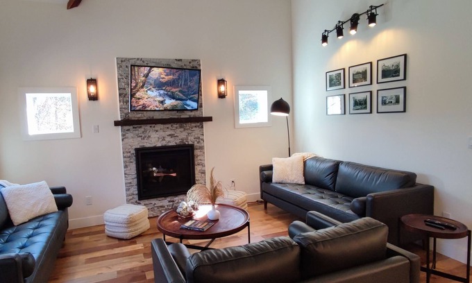 Lakeville House | Family-Friendly Retreat Near Lake w/Game Room