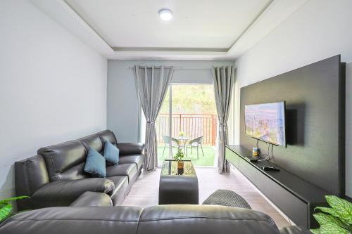 Brinchang Apartment | Family-Friendly Retreat 3BR & 3BA Near Attractions Clover Home G23A