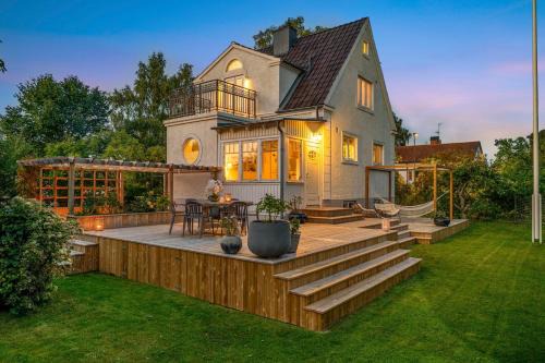 Akarp Villa | Family-Friendly Retreat Near beach, Malmö & Lund