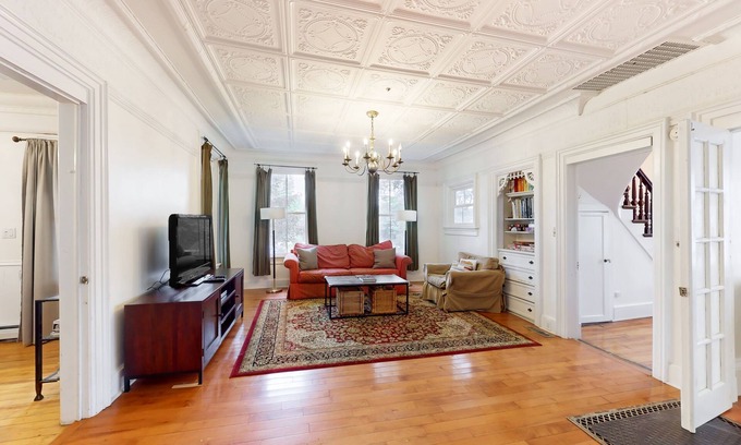 Mount Holly House | Family-friendly, rural home with work spaces, gym room & hammock - dog-friendly