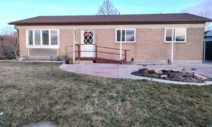 Murray House | Family Friendly, Ski Resorts, Shopping, Sporting events, Restaurants, Utah Mtns.