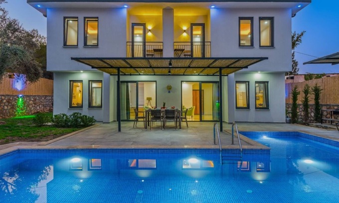 Patara Villa | Family-friendly, spacious villa with 3 bedrooms, outdoor pool and large garden