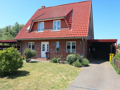 Alt Bukow House | Family-Friendly Stay in Alt Bukow