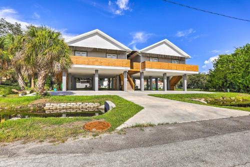Port Tampa City House | Family-Friendly Tampa Home Less Than 3 Mi to Ocean!