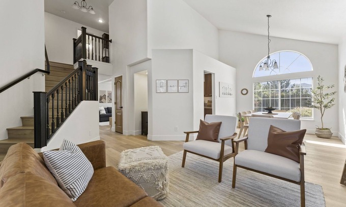 Northwest Reno House | Family Friendly! The Peachtree House, Reno's Scandinavian Haven