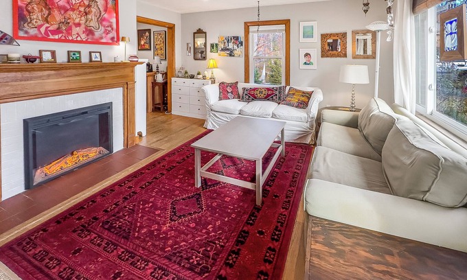 Charlottesville House | Family-Friendly Home Near UVA Toys, Trampoline, Pet-Friendly