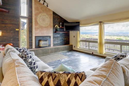 Lapoint House | Family-Friendly Utah Home Deck, Mountain Views!
