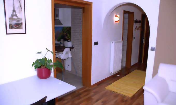 Oberasbach Apartment | Family-friendly vacation apartment near Playmobil Funpark