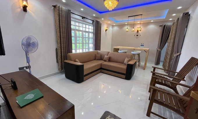 Katugastota Villa | Family-friendly Villa with Mountain view in Kandy