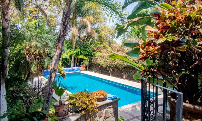 Ajijic Villa | Family Friendly Walled Villa w/Solar Heated Pool