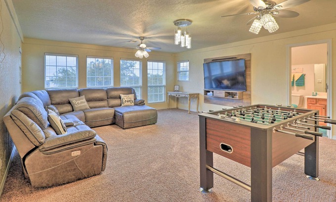 Woodway House | Family-Friendly Woodway Home with Private Yard!