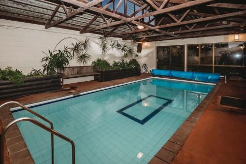 Bell Block House | Family Fun - 4BR home with swimming pool and spa