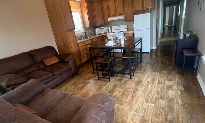 Lake Village Cabin | Family Fun by the Lake!