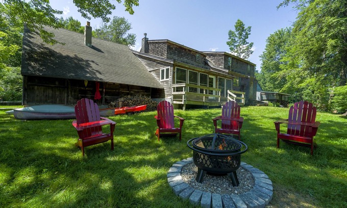 Richmond House | Family Fun in The Berkshires at Beautiful Hygge House