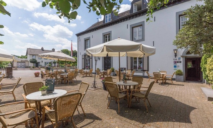 Municipality of Valkenburg aan de Geul Hotel | Family Getaway Near St. Servaas Bridge | Free Parking & Breakfast Included