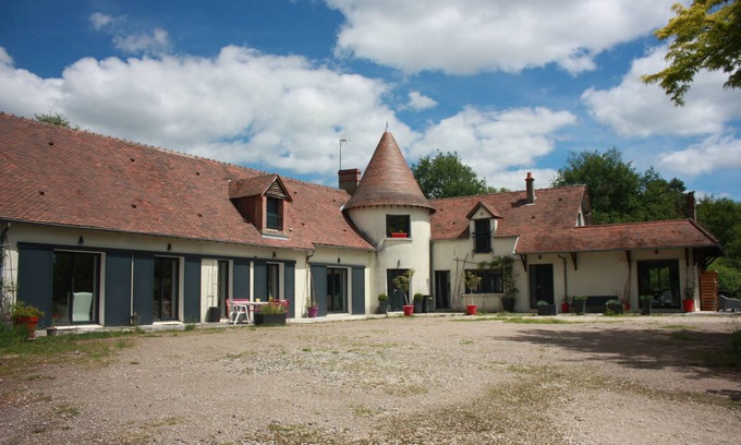 Pruniers-en-Sologne House | Family gîte in the countryside, near Beauval Zoo and the Loire castles!