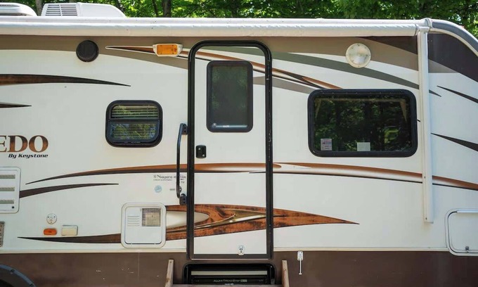 Miller Lake House | Family Glamping Getaway | 5 Min to Tobermory
