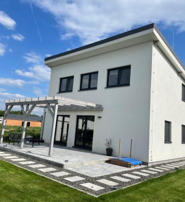 Sajdikove Humence House | Family Golf House