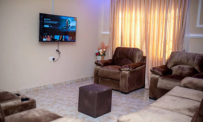 Agblesia Apartment | Family Haven: Entire 2-bedroom Family Friendly Cita-Realties Apartment