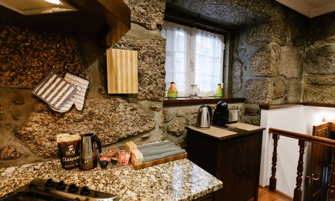 Creixomil House | Family home 3 min. from the center with garage, wifi, air conditioning, etc.