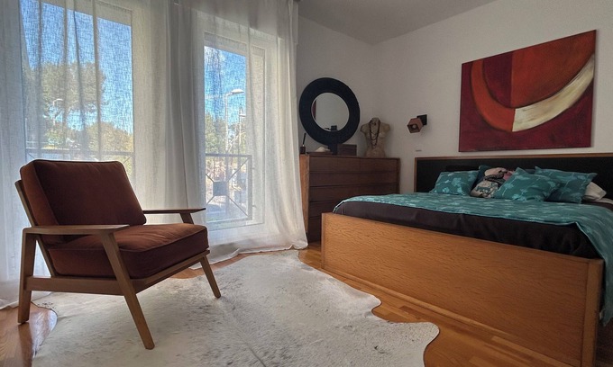 Charneca Villa | Family Home 5min away from Guincho Beach
