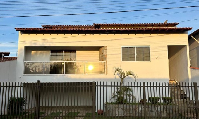 Alfenas House | Family Home for Graduations