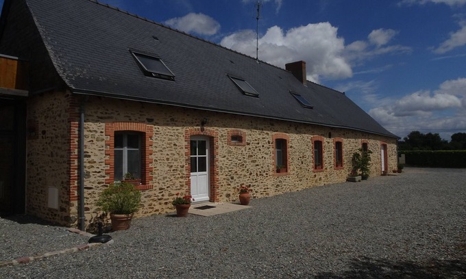Pommerieux Cottage | FAMILY HOME, former farmhouse with exceptional views.