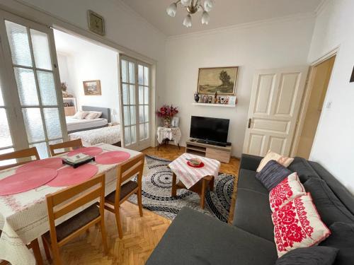 Istvanmezo Apartment | Family Home