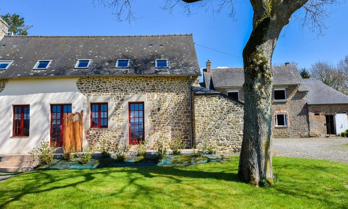 Bonnemain House | Family Home in Bonnemain