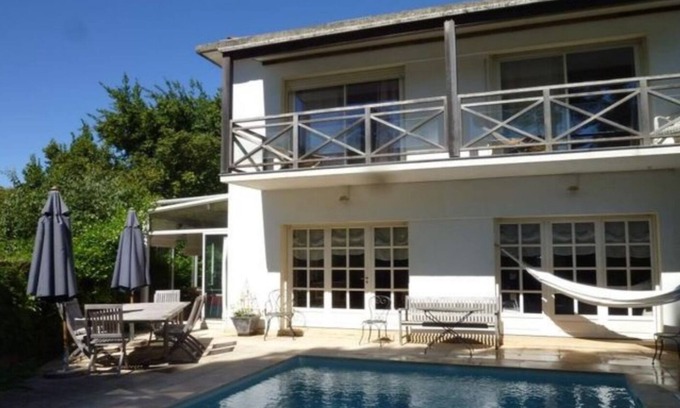 Les Arceaux House | Family home with pool in the heart of Montpellier