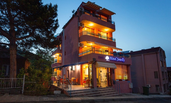 Obzor Hotel | Family Hotel Jemelly