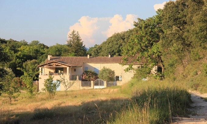 Montsegur-sur-Lauzon House | Family house Montségur-sur-Lauzon 12 people (8 adults)