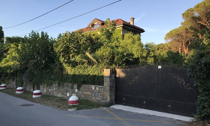 Strunjan House | Family house Parenzana & garden, free bikes