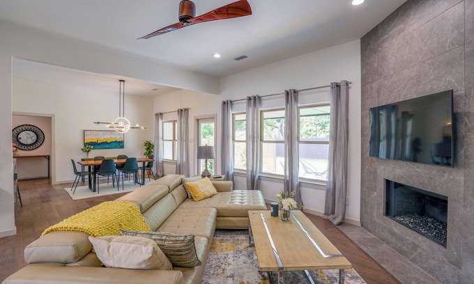 Old Lake Highlands House | FAMILY, KIDS & PETS FRIENDLY!nAMAZING LOCATION!