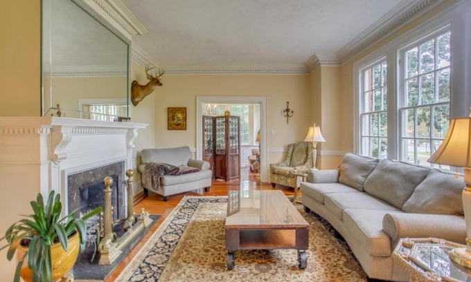 Laurinburg Villa | Family Laurinburg Home with Private Yard and BBQ