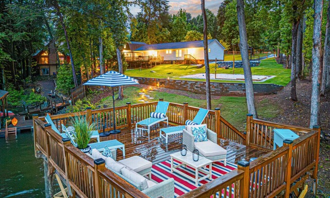 Mayhew House | Family Oasis w/Game Barn, Hot Tub, Kayaks, Pets OK
