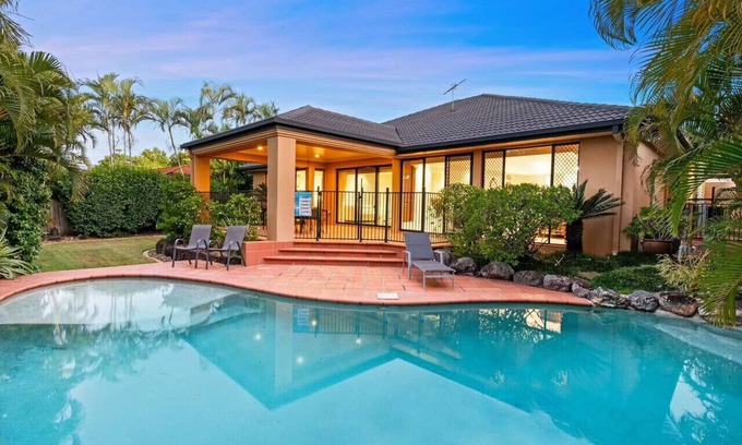 Parkinson House | Family Oasis w/Pool Living Rooms & Peaceful Vibes