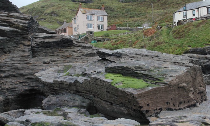 Trebarwith Strand House | Family Owned, perfect for Trebarwith Strand beach & Coast (near Tintagel)