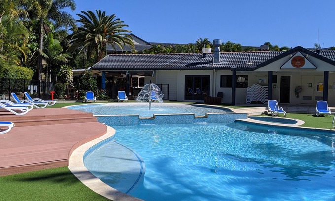 Mermaid Beach Apartment | Family Paradise @ Turtle Beach Resort