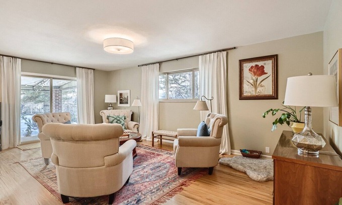 Littleton House | Family/Pet friendly home - Hot tub - Tiki bar