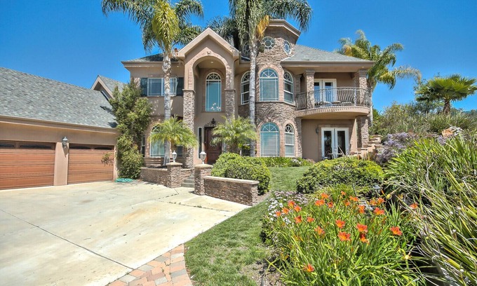 East Canyon House | Family Resort at Home. Amazing Pool, Slide, Spa, BBQ, Fire Pit and Sports Court